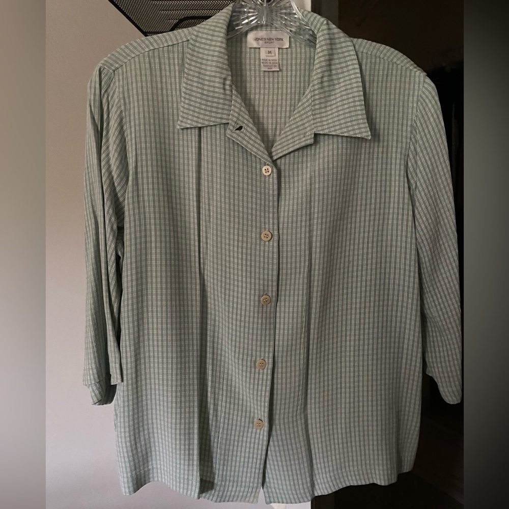 Jones New York sport button down